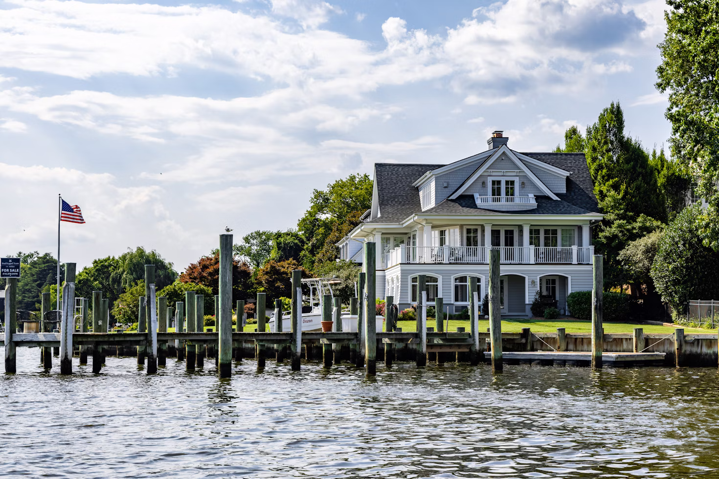 Deepwater, Marshfront, or Beachfront? Understanding Charleston Waterfront Living